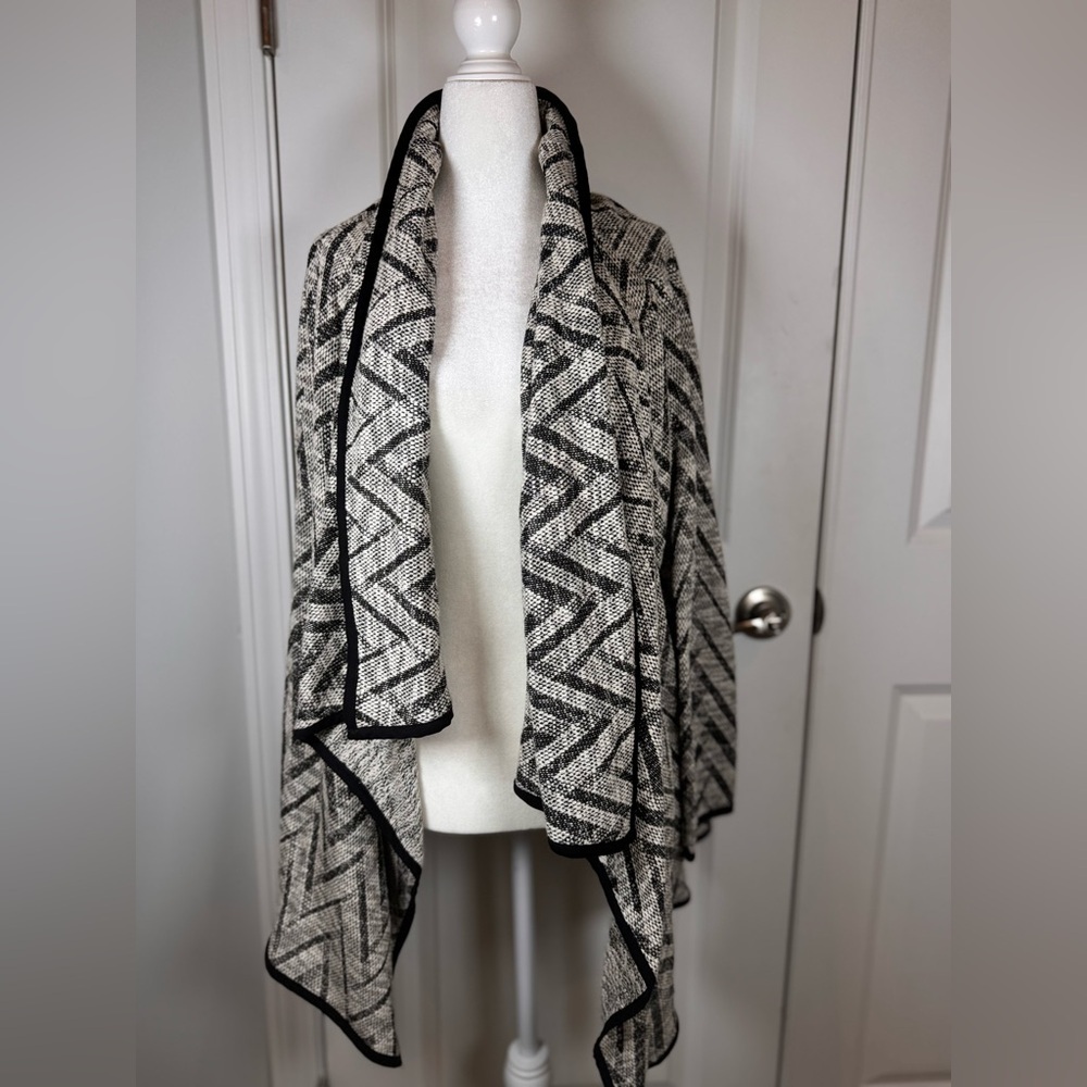 Max Jeans 1X Plus Open Front Knit Cardigan Black Ivory Office Cozy Minimalist